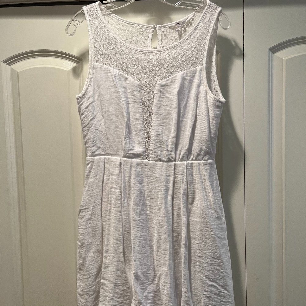 BCBGeneration White Lace Dress